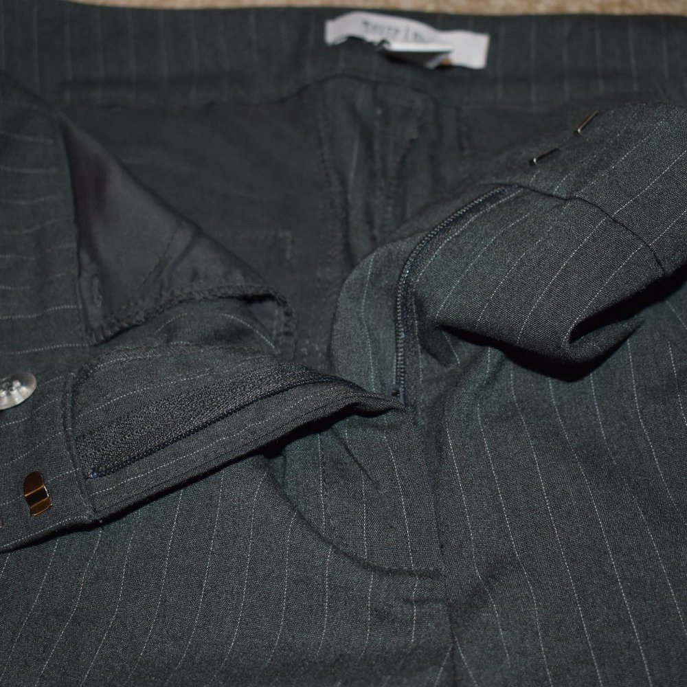 White House Black Market Women's Slim Boot Pinstripe Pants Size 8 Charcoal Gray - Picture 7 of 9